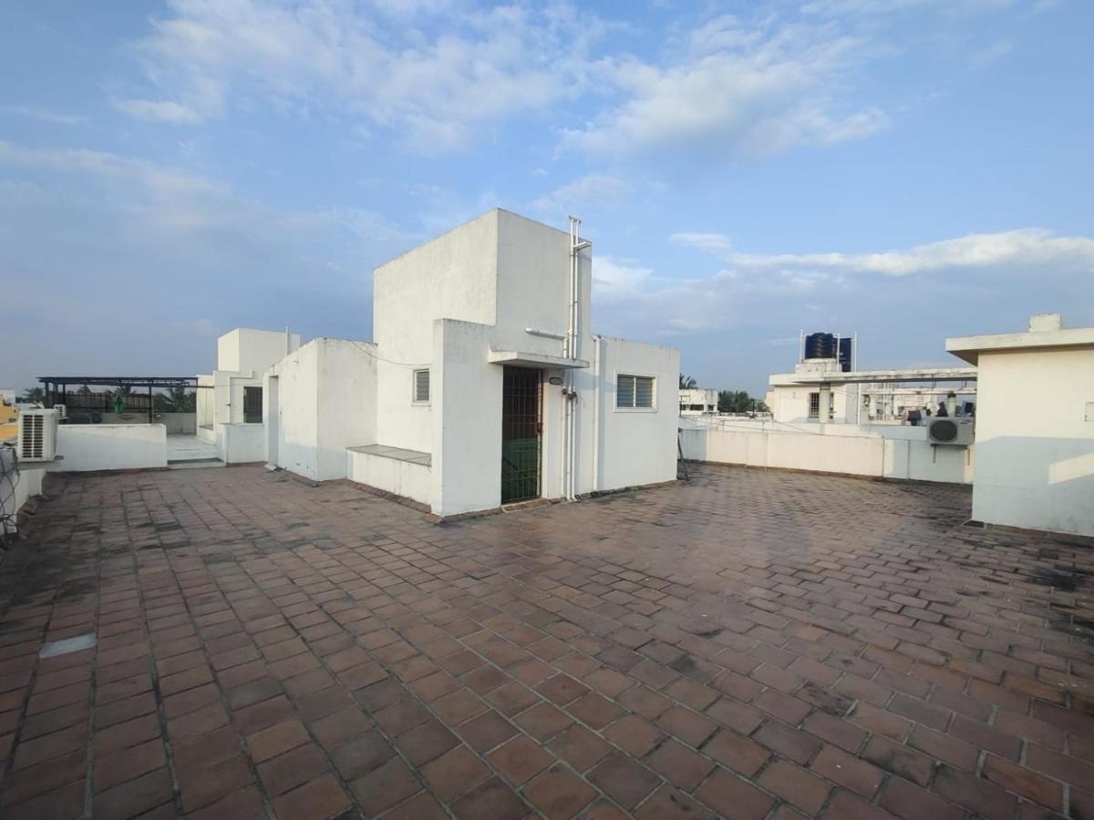 Allamanda Abode Aparthotel Chennai Bagian luar foto