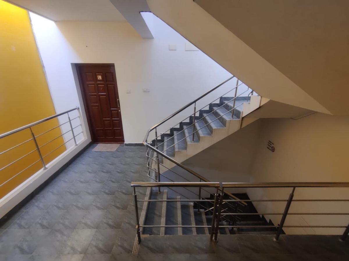 Allamanda Abode Aparthotel Chennai Bagian luar foto